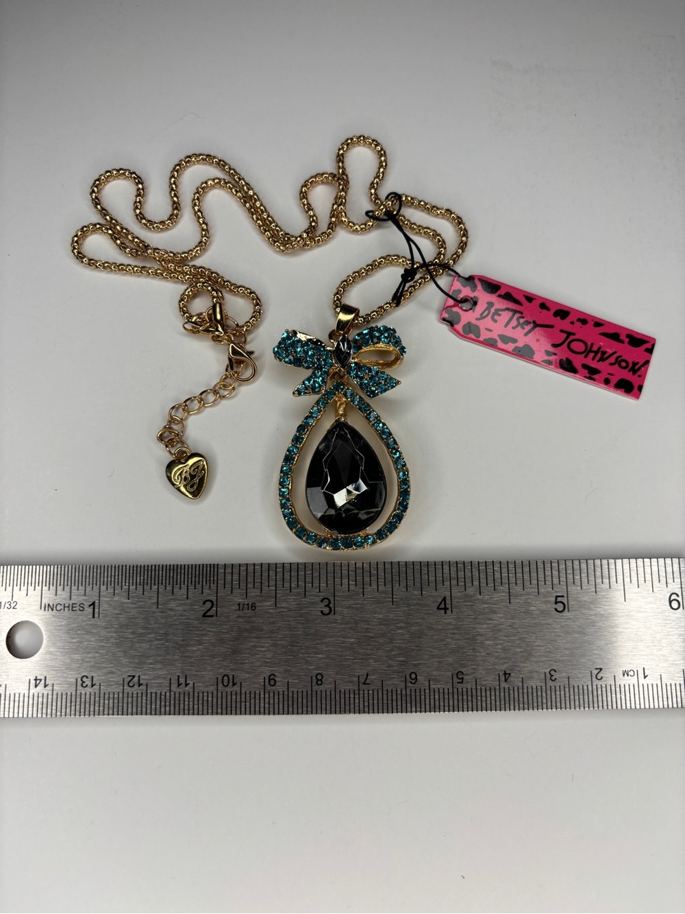 Betsy Johnson bow and teardrop necklace